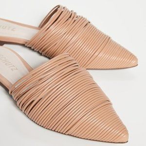 Schutz Safeya Flats NWT